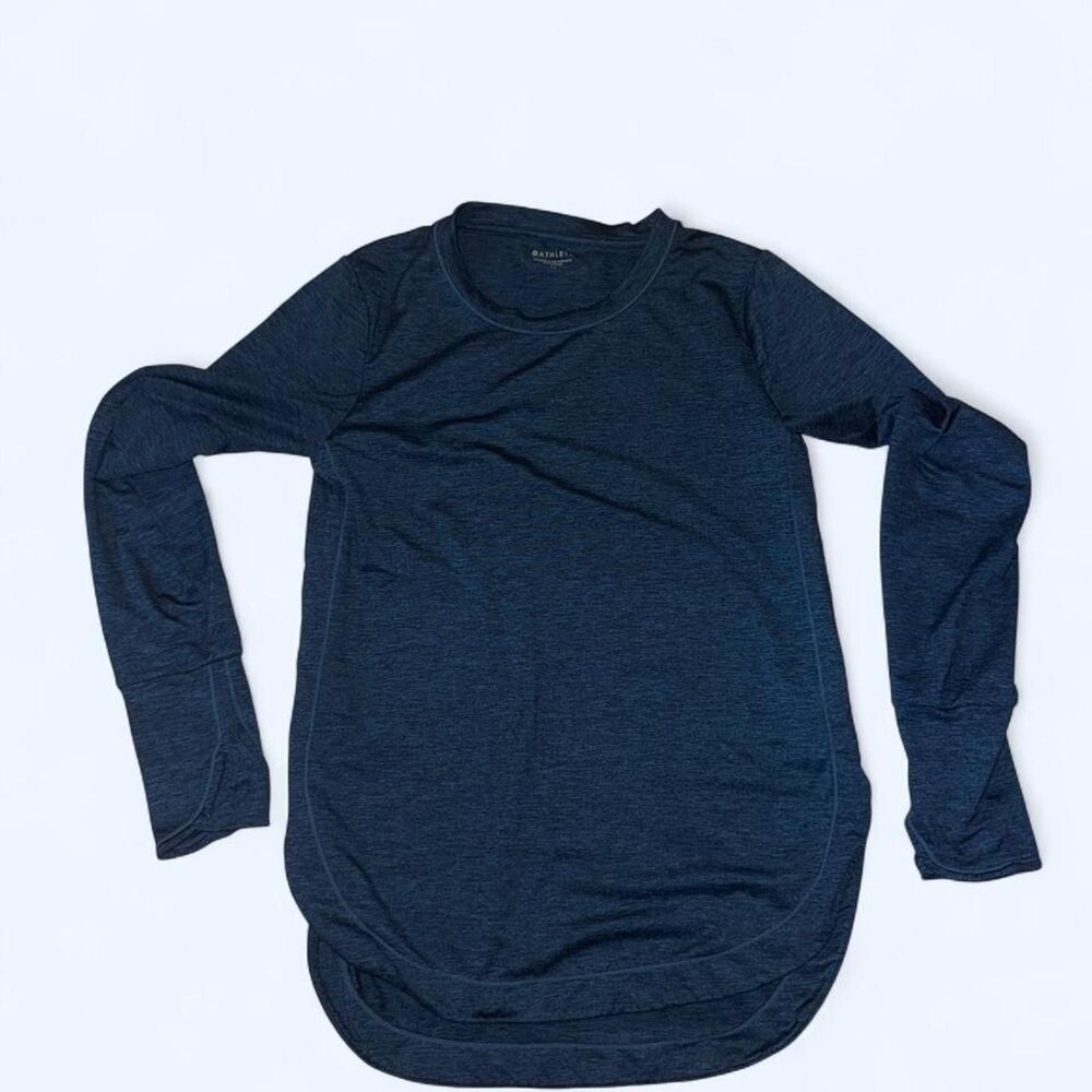 Athleta Women's Blue and Navy Shirt